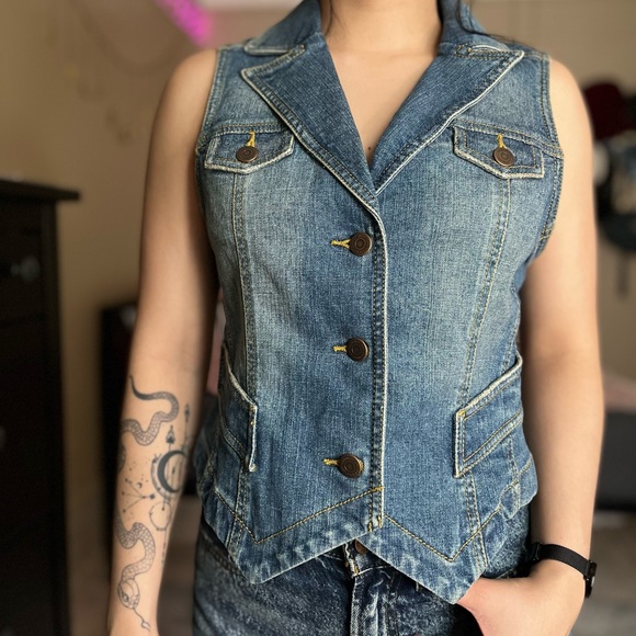 SOLD - Picture 2 of 7